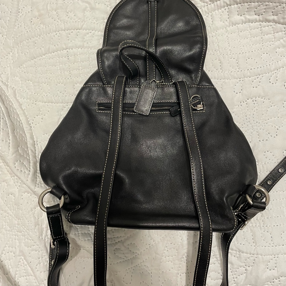 Vintage Coach Black Leather Legacy Backpack 9368 - Picture 3 of 6